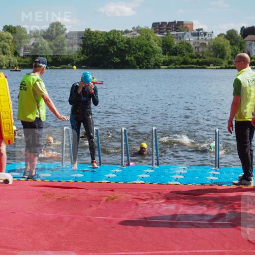 16.06.2024 - 7 Türme Triathlon KatJ http://msf.ph/oto/6313132 16.06.2024 11:18:54 Schwimmen 11, 36, 156, 216, 232, 262, 268, 615 meine-sportfotos.de
