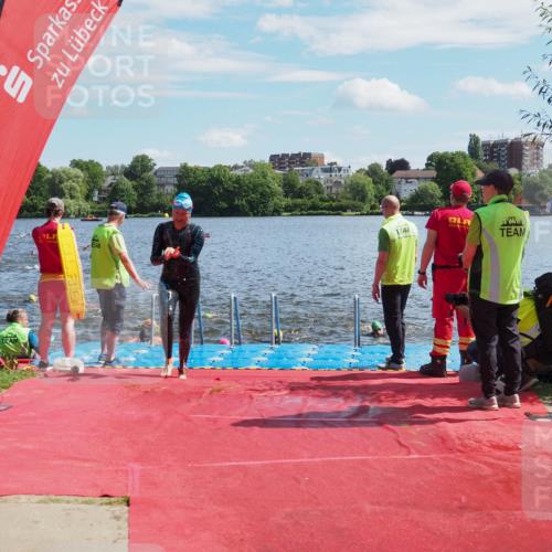 16.06.2024 - 7 Türme Triathlon KatJ http://msf.ph/oto/6313152 16.06.2024 11:18:56 Schwimmen 11, 36, 156, 216, 232, 262, 268, 615 meine-sportfotos.de