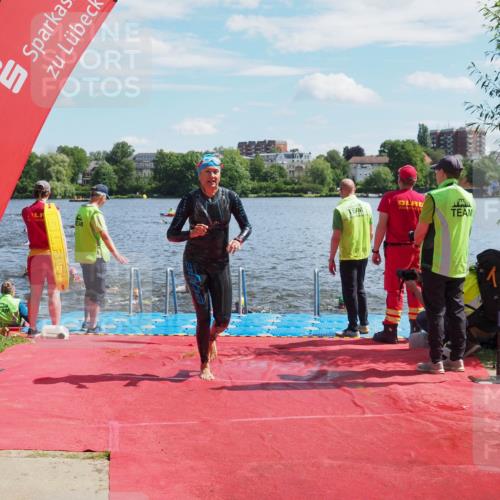 16.06.2024 - 7 Türme Triathlon KatJ http://msf.ph/oto/6313185 16.06.2024 11:18:57 Schwimmen 11, 36, 156, 216, 232, 262, 268, 615 meine-sportfotos.de