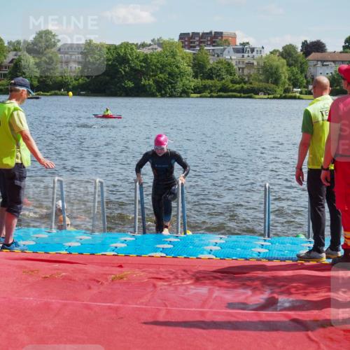 16.06.2024 - 7 Türme Triathlon KatJ http://msf.ph/oto/6313201 16.06.2024 11:19:02 Schwimmen 11, 36, 156, 189, 216, 232, 262, 268, 615 meine-sportfotos.de