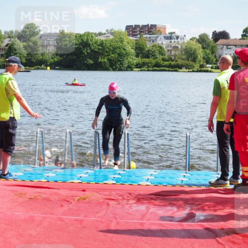 16.06.2024 - 7 Türme Triathlon KatJ http://msf.ph/oto/6313215 16.06.2024 11:19:02 Schwimmen 11, 36, 156, 189, 216, 232, 262, 268, 615 meine-sportfotos.de