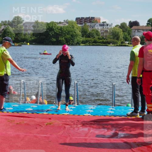 16.06.2024 - 7 Türme Triathlon KatJ http://msf.ph/oto/6313223 16.06.2024 11:19:03 Schwimmen 11, 36, 156, 189, 216, 232, 262, 268, 615 meine-sportfotos.de
