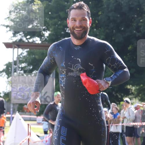 16.06.2024 - 26. Vierlanden-Triathlon Lena Gebhardt http://msf.ph/oto/6313288 16.06.2024 09:37:48 Schwimmen 6, 18, 32, 45, 58, 6, 18, 32, 45, 58 meine-sportfotos.de