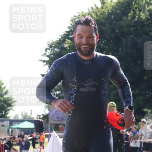 16.06.2024 - 26. Vierlanden-Triathlon Lena Gebhardt http://msf.ph/oto/6313294 16.06.2024 09:37:48 Schwimmen 6, 18, 32, 45, 58, 6, 18, 32, 45, 58 meine-sportfotos.de