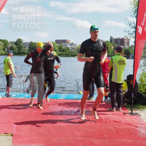 16.06.2024 - 7 Türme Triathlon KatJ http://msf.ph/oto/6313332 16.06.2024 11:19:13 Schwimmen 11, 36, 41, 156, 189, 216, 232, 262, 268, 615 meine-sportfotos.de