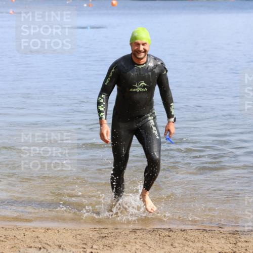 16.06.2024 - 26. Vierlanden-Triathlon Strokosch-Dieckow http://msf.ph/oto/6313342 16.06.2024 09:54:38 Schwimmen 94, 119, 94, 119 meine-sportfotos.de