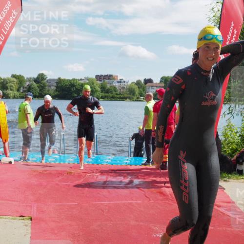 16.06.2024 - 7 Türme Triathlon KatJ http://msf.ph/oto/6313353 16.06.2024 11:19:15 Schwimmen 11, 36, 41, 156, 189, 204, 216, 221, 232, 262, 268, 615 meine-sportfotos.de