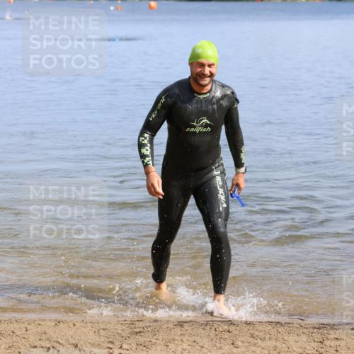16.06.2024 - 26. Vierlanden-Triathlon Strokosch-Dieckow http://msf.ph/oto/6313360 16.06.2024 09:54:38 Schwimmen 94, 119, 94, 119 meine-sportfotos.de