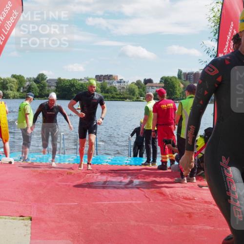 16.06.2024 - 7 Türme Triathlon KatJ http://msf.ph/oto/6313362 16.06.2024 11:19:15 Schwimmen 11, 36, 41, 156, 189, 204, 216, 221, 232, 262, 268, 615 meine-sportfotos.de