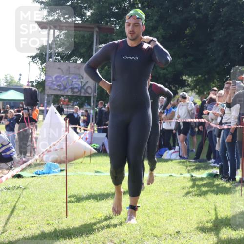 16.06.2024 - 26. Vierlanden-Triathlon Lena Gebhardt http://msf.ph/oto/6313371 16.06.2024 09:37:55 Schwimmen 6, 52, 58, 6, 52, 58 meine-sportfotos.de