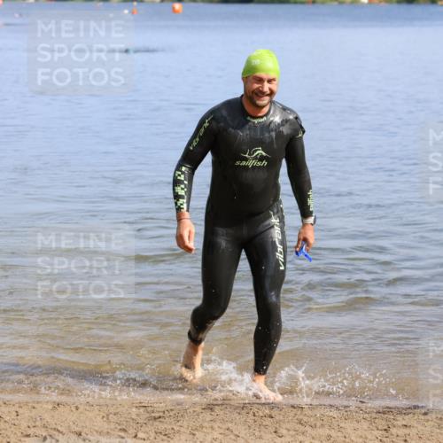 16.06.2024 - 26. Vierlanden-Triathlon Strokosch-Dieckow http://msf.ph/oto/6313379 16.06.2024 09:54:38 Schwimmen 94, 119, 94, 119 meine-sportfotos.de