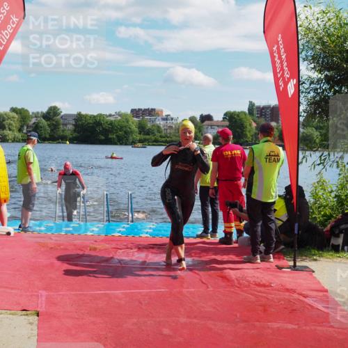 16.06.2024 - 7 Türme Triathlon KatJ http://msf.ph/oto/6313416 16.06.2024 11:19:18 Schwimmen 36, 41, 156, 189, 204, 216, 221, 232, 262, 268, 615 meine-sportfotos.de