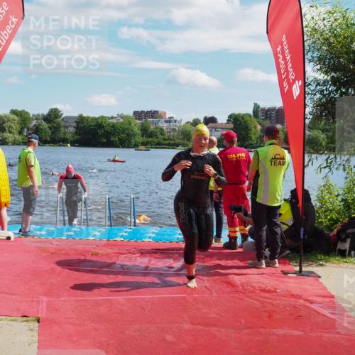 16.06.2024 - 7 Türme Triathlon KatJ http://msf.ph/oto/6313419 16.06.2024 11:19:19 Schwimmen 36, 41, 156, 189, 204, 216, 221, 232, 262, 268, 615 meine-sportfotos.de