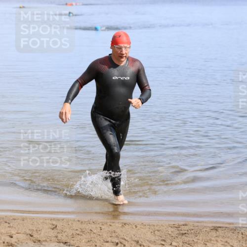 16.06.2024 - 26. Vierlanden-Triathlon Strokosch-Dieckow http://msf.ph/oto/6313435 16.06.2024 09:55:06 Schwimmen  meine-sportfotos.de