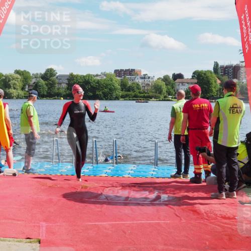 16.06.2024 - 7 Türme Triathlon KatJ http://msf.ph/oto/6313448 16.06.2024 11:19:23 Schwimmen 36, 41, 156, 189, 204, 216, 221, 232, 262, 268, 615 meine-sportfotos.de