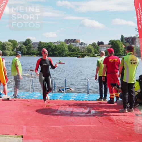 16.06.2024 - 7 Türme Triathlon KatJ http://msf.ph/oto/6313452 16.06.2024 11:19:23 Schwimmen 36, 41, 156, 189, 204, 216, 221, 232, 262, 268, 615 meine-sportfotos.de