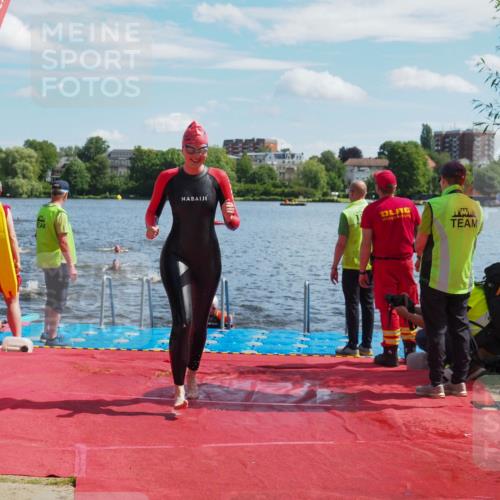 16.06.2024 - 7 Türme Triathlon KatJ http://msf.ph/oto/6313486 16.06.2024 11:19:24 Schwimmen 41, 156, 189, 204, 216, 221, 232, 262, 615 meine-sportfotos.de