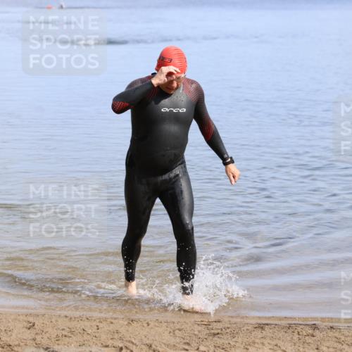 16.06.2024 - 26. Vierlanden-Triathlon Strokosch-Dieckow http://msf.ph/oto/6313507 16.06.2024 09:55:07 Schwimmen  meine-sportfotos.de