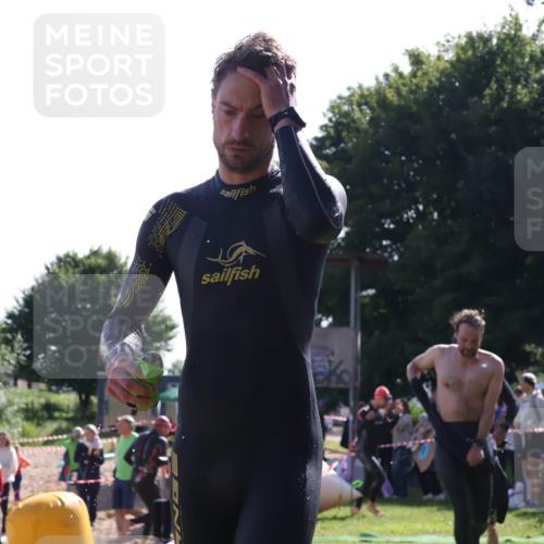 16.06.2024 - 26. Vierlanden-Triathlon Lena Gebhardt http://msf.ph/oto/6313514 16.06.2024 09:38:17 Schwimmen 7, 8, 9, 20, 24, 53, 71, 135, 7, 8, 9, 20, 24, 53, 71, 135 meine-sportfotos.de