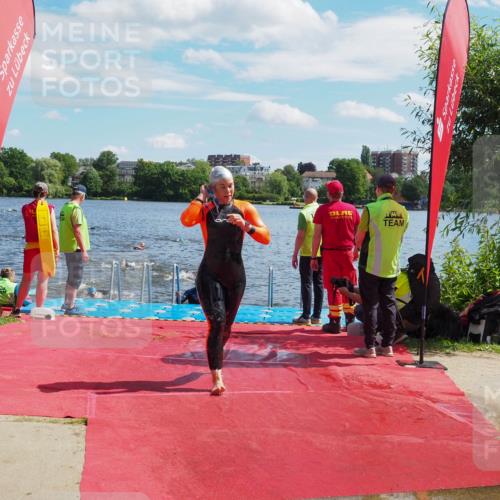 16.06.2024 - 7 Türme Triathlon KatJ http://msf.ph/oto/6313526 16.06.2024 11:19:29 Schwimmen 25, 41, 156, 189, 204, 221, 232, 262 meine-sportfotos.de