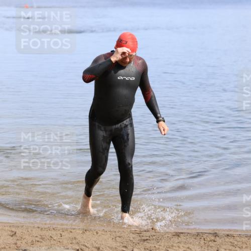 16.06.2024 - 26. Vierlanden-Triathlon Strokosch-Dieckow http://msf.ph/oto/6313528 16.06.2024 09:55:07 Schwimmen  meine-sportfotos.de