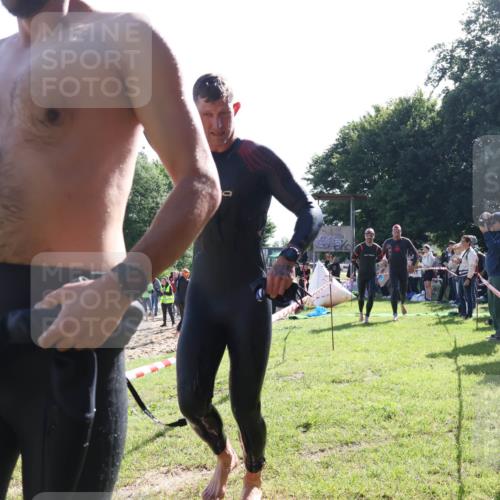 16.06.2024 - 26. Vierlanden-Triathlon Lena Gebhardt http://msf.ph/oto/6313550 16.06.2024 09:38:20 Schwimmen 7, 8, 9, 24, 71, 135, 7, 8, 9, 24, 71, 135 meine-sportfotos.de