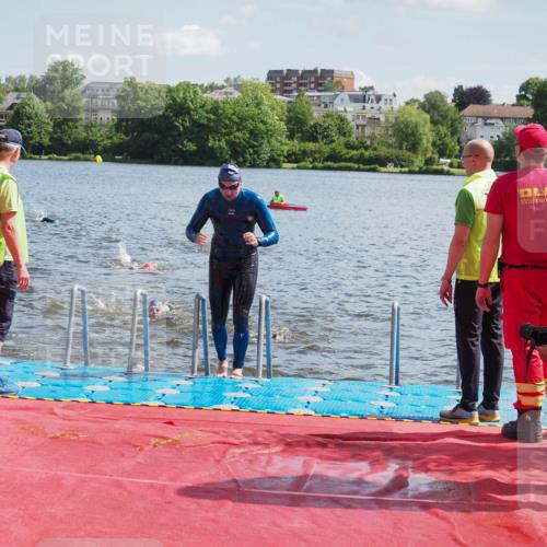 16.06.2024 - 7 Türme Triathlon KatJ http://msf.ph/oto/6313551 16.06.2024 11:19:32 Schwimmen 25, 41, 154, 167, 189, 204, 221, 232 meine-sportfotos.de
