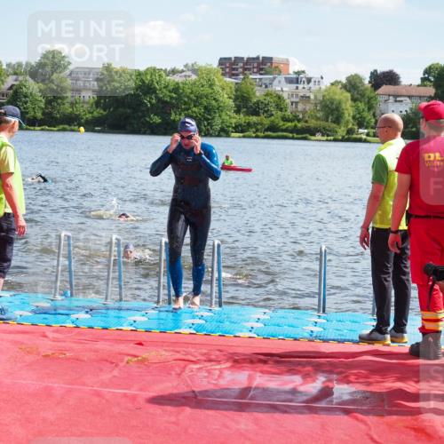 16.06.2024 - 7 Türme Triathlon KatJ http://msf.ph/oto/6313558 16.06.2024 11:19:32 Schwimmen 25, 41, 154, 167, 189, 204, 221, 232 meine-sportfotos.de