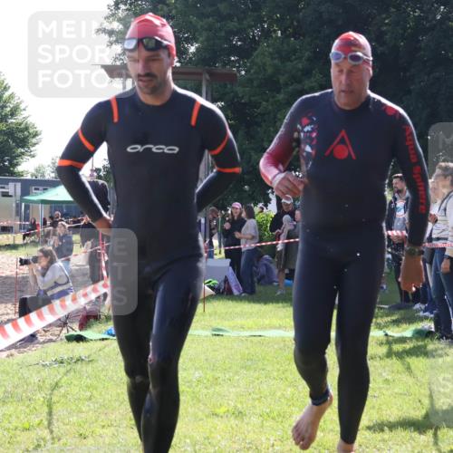 16.06.2024 - 26. Vierlanden-Triathlon Lena Gebhardt http://msf.ph/oto/6313582 16.06.2024 09:38:23 Schwimmen 7, 9, 24, 127, 135, 7, 9, 24, 127, 135 meine-sportfotos.de