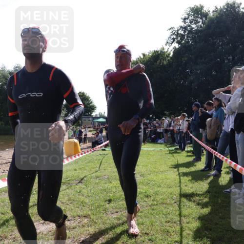16.06.2024 - 26. Vierlanden-Triathlon Lena Gebhardt http://msf.ph/oto/6313600 16.06.2024 09:38:24 Schwimmen 7, 9, 24, 127, 135, 7, 9, 24, 127, 135 meine-sportfotos.de