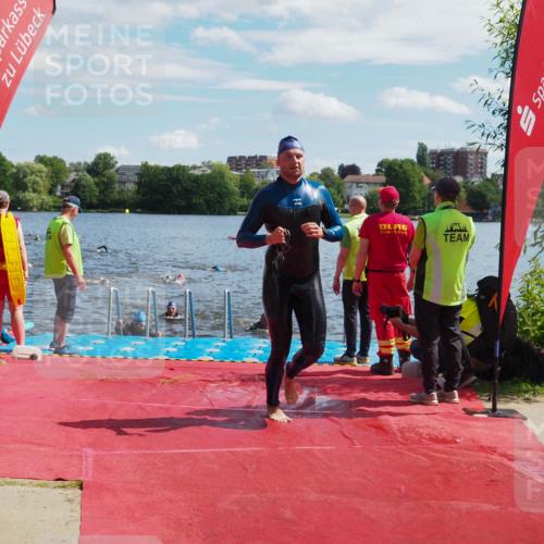 16.06.2024 - 7 Türme Triathlon KatJ http://msf.ph/oto/6313601 16.06.2024 11:19:34 Schwimmen 25, 41, 154, 167, 189, 204, 221, 232 meine-sportfotos.de