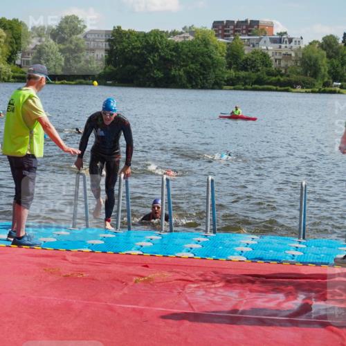 16.06.2024 - 7 Türme Triathlon KatJ http://msf.ph/oto/6313622 16.06.2024 11:19:37 Schwimmen 25, 41, 154, 167, 189, 204, 221, 232 meine-sportfotos.de
