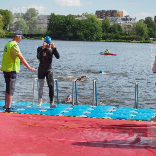 16.06.2024 - 7 Türme Triathlon KatJ http://msf.ph/oto/6313640 16.06.2024 11:19:38 Schwimmen 25, 41, 154, 167, 189, 204, 221, 232 meine-sportfotos.de