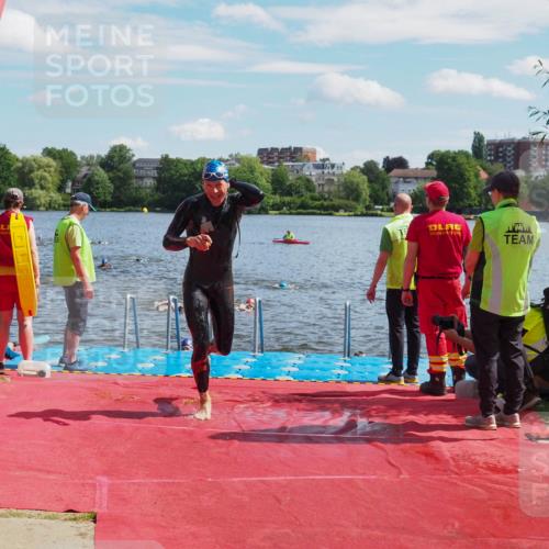 16.06.2024 - 7 Türme Triathlon KatJ http://msf.ph/oto/6313655 16.06.2024 11:19:40 Schwimmen 25, 41, 154, 167, 189, 204, 221, 232 meine-sportfotos.de