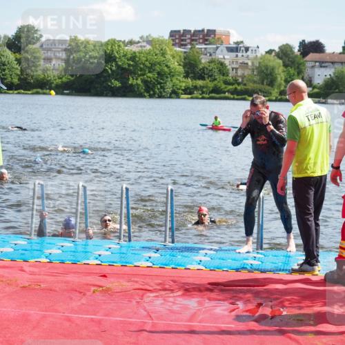 16.06.2024 - 7 Türme Triathlon KatJ http://msf.ph/oto/6313685 16.06.2024 11:19:45 Schwimmen 25, 41, 154, 167, 189, 204, 221 meine-sportfotos.de