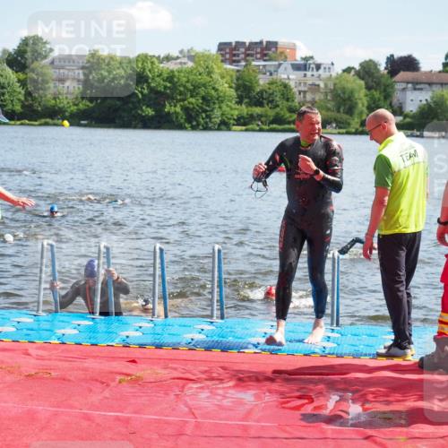 16.06.2024 - 7 Türme Triathlon KatJ http://msf.ph/oto/6313708 16.06.2024 11:19:46 Schwimmen 25, 41, 154, 167, 189, 204, 221 meine-sportfotos.de