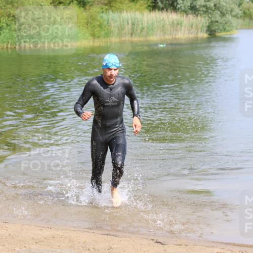 16.06.2024 - 26. Vierlanden-Triathlon Strokosch-Dieckow http://msf.ph/oto/6313719 16.06.2024 09:55:57 Schwimmen 150, 150 meine-sportfotos.de