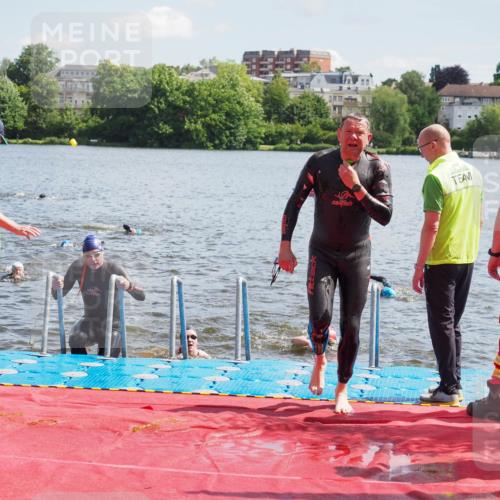 16.06.2024 - 7 Türme Triathlon KatJ http://msf.ph/oto/6313723 16.06.2024 11:19:47 Schwimmen 25, 41, 154, 167, 204, 221 meine-sportfotos.de