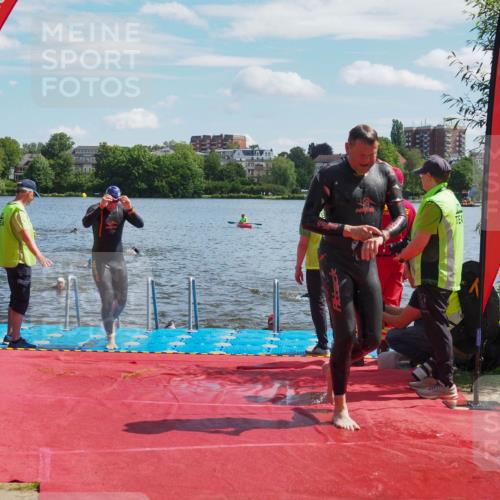 16.06.2024 - 7 Türme Triathlon KatJ http://msf.ph/oto/6313748 16.06.2024 11:19:50 Schwimmen 25, 41, 154, 167, 204, 221 meine-sportfotos.de