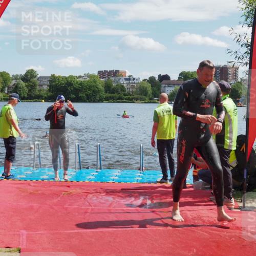 16.06.2024 - 7 Türme Triathlon KatJ http://msf.ph/oto/6313752 16.06.2024 11:19:50 Schwimmen 25, 41, 154, 167, 204, 221 meine-sportfotos.de