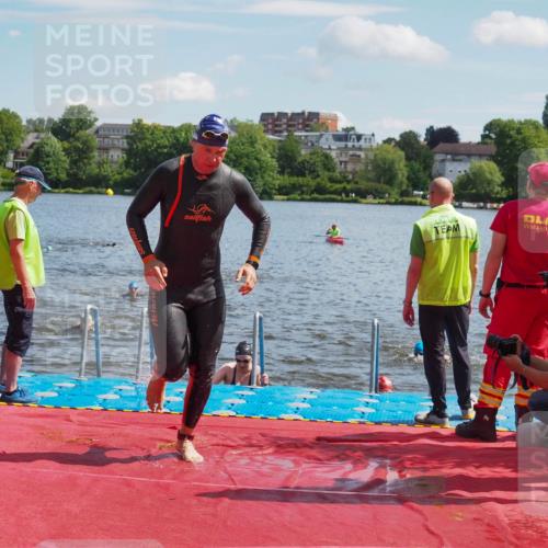 16.06.2024 - 7 Türme Triathlon KatJ http://msf.ph/oto/6313766 16.06.2024 11:19:52 Schwimmen 25, 41, 154, 167, 204, 221 meine-sportfotos.de