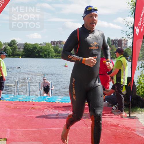 16.06.2024 - 7 Türme Triathlon KatJ http://msf.ph/oto/6313778 16.06.2024 11:19:53 Schwimmen 25, 41, 154, 167, 204, 221 meine-sportfotos.de