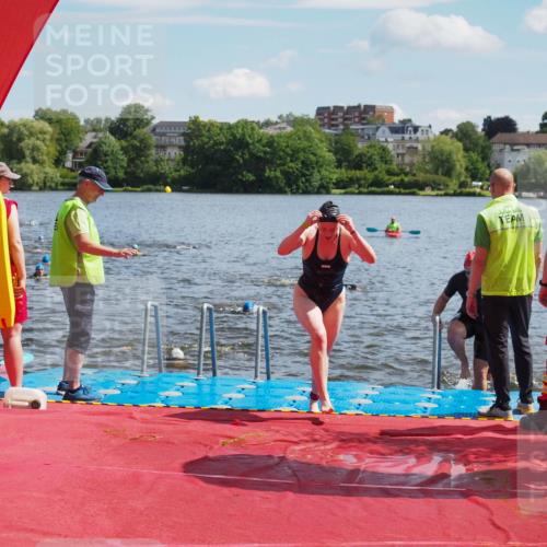 16.06.2024 - 7 Türme Triathlon KatJ http://msf.ph/oto/6313793 16.06.2024 11:19:56 Schwimmen 25, 41, 154, 167, 204, 212, 221 meine-sportfotos.de
