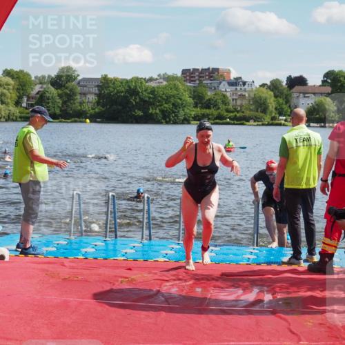 16.06.2024 - 7 Türme Triathlon KatJ http://msf.ph/oto/6313804 16.06.2024 11:19:57 Schwimmen 25, 41, 46, 154, 167, 204, 212, 221 meine-sportfotos.de