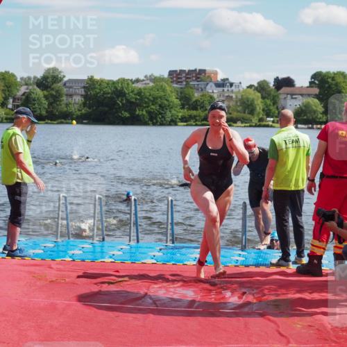16.06.2024 - 7 Türme Triathlon KatJ http://msf.ph/oto/6313815 16.06.2024 11:19:57 Schwimmen 25, 41, 46, 154, 167, 204, 212, 221 meine-sportfotos.de
