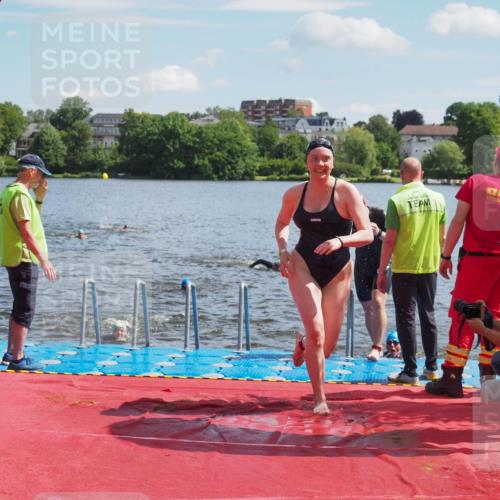 16.06.2024 - 7 Türme Triathlon KatJ http://msf.ph/oto/6313818 16.06.2024 11:19:57 Schwimmen 25, 41, 46, 154, 167, 204, 212, 221 meine-sportfotos.de