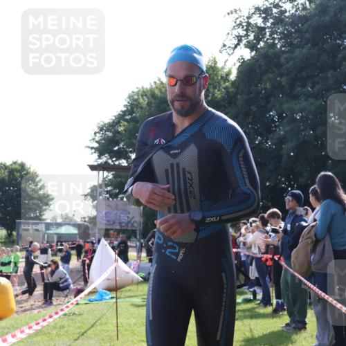 16.06.2024 - 26. Vierlanden-Triathlon Lena Gebhardt http://msf.ph/oto/6313856 16.06.2024 09:39:11 Schwimmen 26, 30, 31, 57, 69, 83, 90, 26, 30, 31, 57, 69, 83, 90 meine-sportfotos.de
