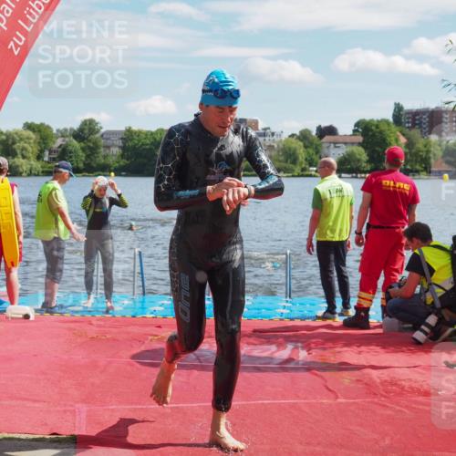 16.06.2024 - 7 Türme Triathlon KatJ http://msf.ph/oto/6313904 16.06.2024 11:20:08 Schwimmen 25, 46, 94, 154, 167, 212, 284, 611 meine-sportfotos.de