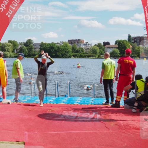 16.06.2024 - 7 Türme Triathlon KatJ http://msf.ph/oto/6313915 16.06.2024 11:20:09 Schwimmen 25, 46, 94, 154, 167, 212, 284, 611 meine-sportfotos.de