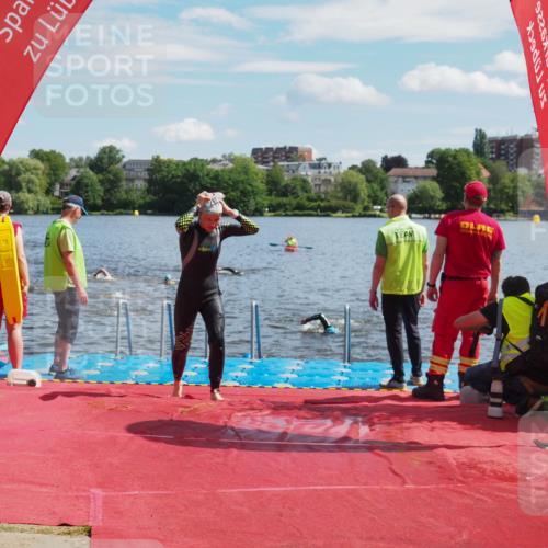 16.06.2024 - 7 Türme Triathlon KatJ http://msf.ph/oto/6313929 16.06.2024 11:20:10 Schwimmen 25, 46, 94, 154, 167, 212, 284, 611 meine-sportfotos.de